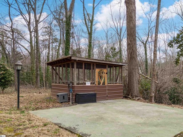 1064 Riverview Drive, Spartanburg, SC 29307