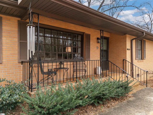 1064 Riverview Drive, Spartanburg, SC 29307