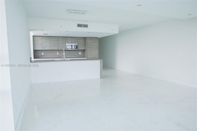 400 Sunny Isles Blvd 1701, Sunny Isles Beach, FL 33160