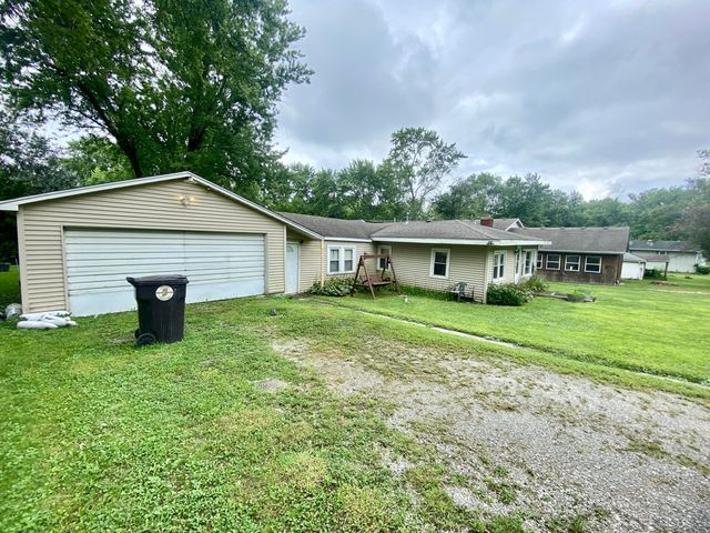 5527 W 153rd Avenue, Lowell, IN 46356
