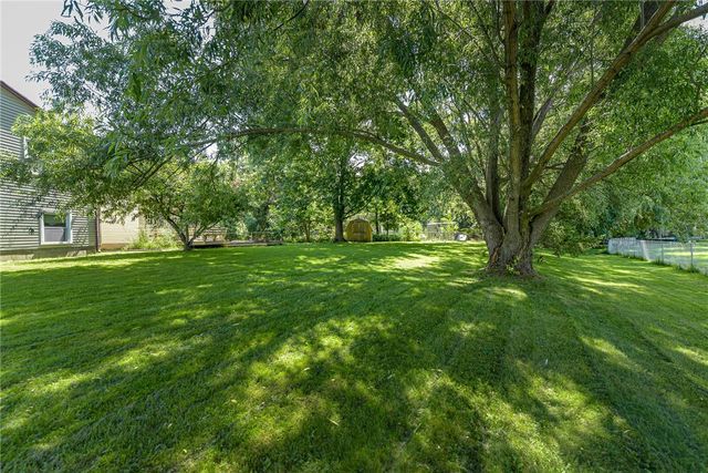 80 Shadow Lane, Gates, NY 14606