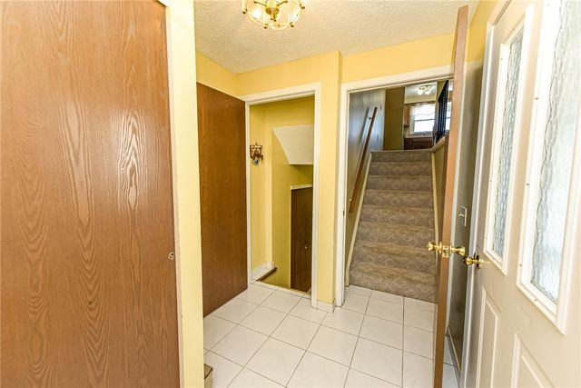 80 Shadow Lane, Gates, NY 14606