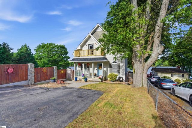 489 Lyman Lake Road, Lyman, SC 29365