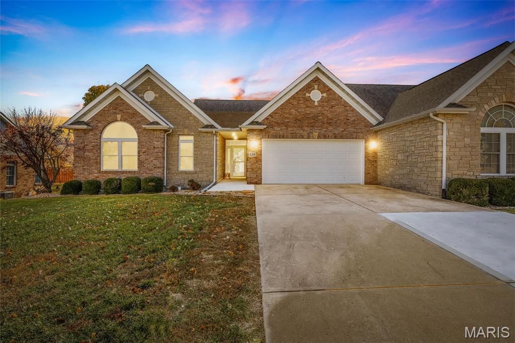 520 Wynnfield Lane, Farmington, MO 63640