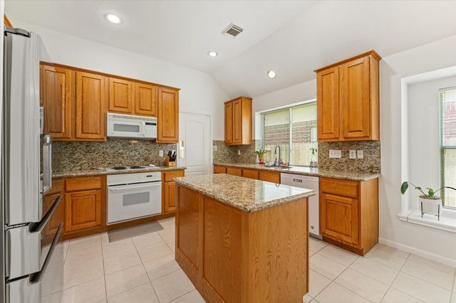 9539 Barretts Glen Court, Houston, TX 77065