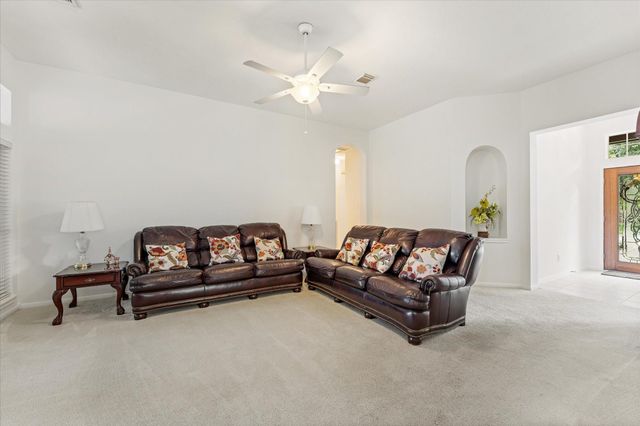 9539 Barretts Glen Court, Houston, TX 77065