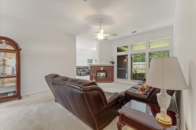 9539 Barretts Glen Court, Houston, TX 77065