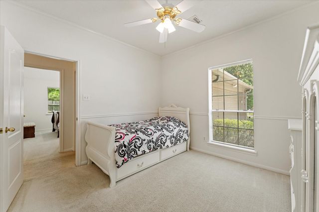 9539 Barretts Glen Court, Houston, TX 77065
