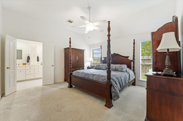 9539 Barretts Glen Court, Houston, TX 77065