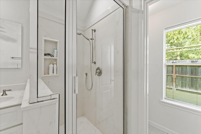 9539 Barretts Glen Court, Houston, TX 77065