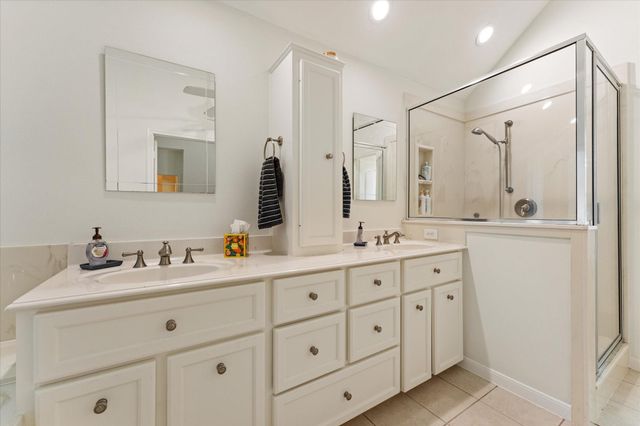 9539 Barretts Glen Court, Houston, TX 77065