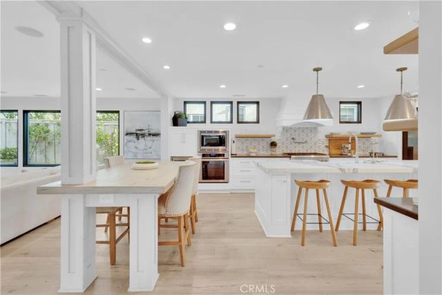 1807 Newport Hills Dr East, Newport Beach, CA 92660