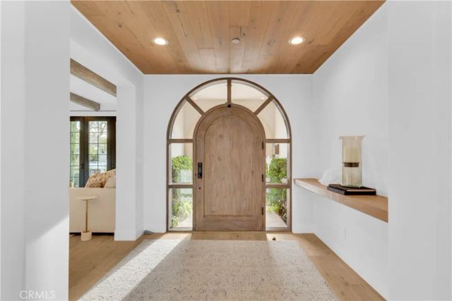 1807 Newport Hills Dr East, Newport Beach, CA 92660