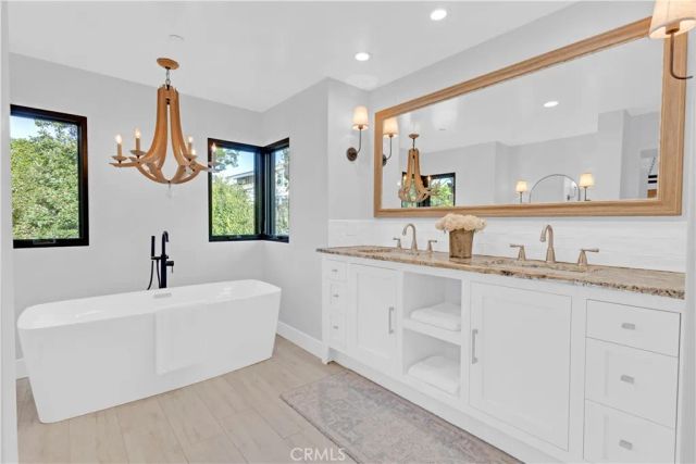 1807 Newport Hills Dr East, Newport Beach, CA 92660