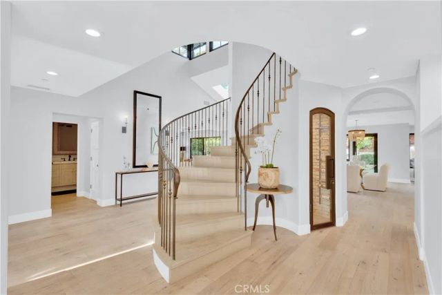 1807 Newport Hills Dr East, Newport Beach, CA 92660