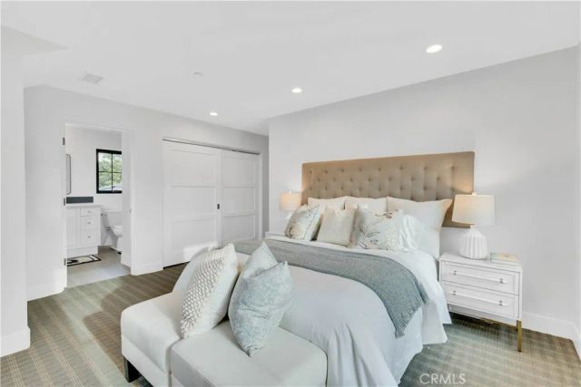 1807 Newport Hills Dr East, Newport Beach, CA 92660