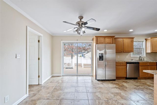 6 Edward Court, Lake Ronkonkoma, NY 11779