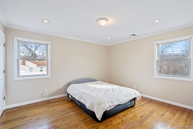 6 Edward Court, Lake Ronkonkoma, NY 11779