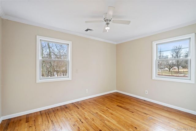 6 Edward Court, Lake Ronkonkoma, NY 11779