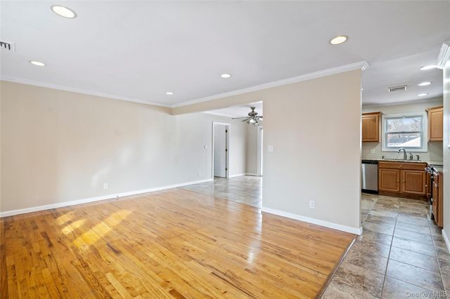 6 Edward Court, Lake Ronkonkoma, NY 11779