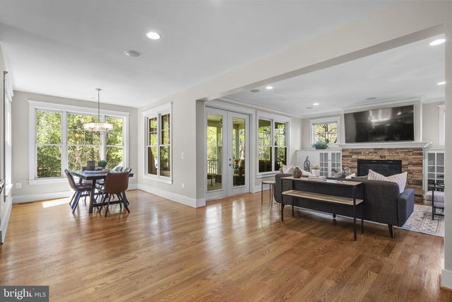 7602 VIRGINIA LN, Falls Church, VA 22043