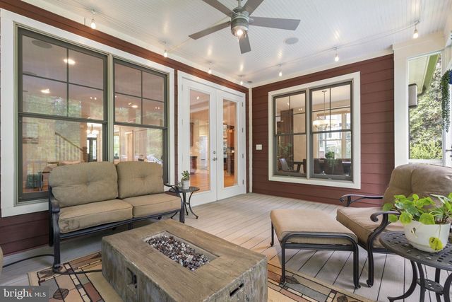 7602 VIRGINIA LN, Falls Church, VA 22043