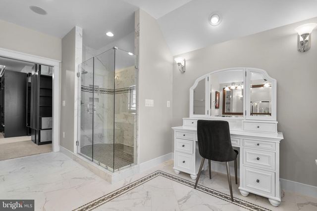 7602 VIRGINIA LN, Falls Church, VA 22043