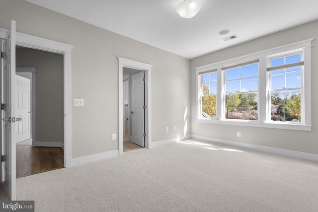 7602 VIRGINIA LN, Falls Church, VA 22043
