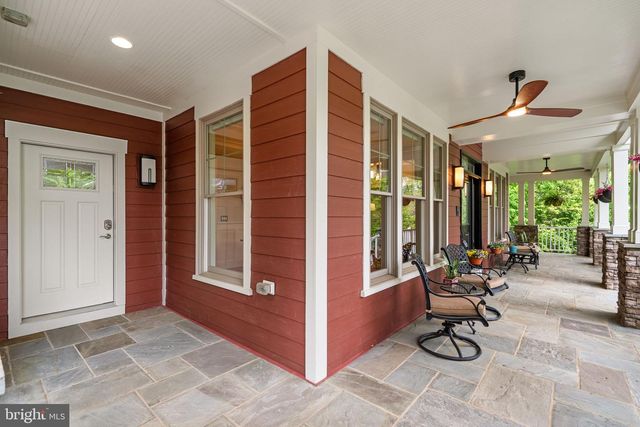 7602 VIRGINIA LN, Falls Church, VA 22043