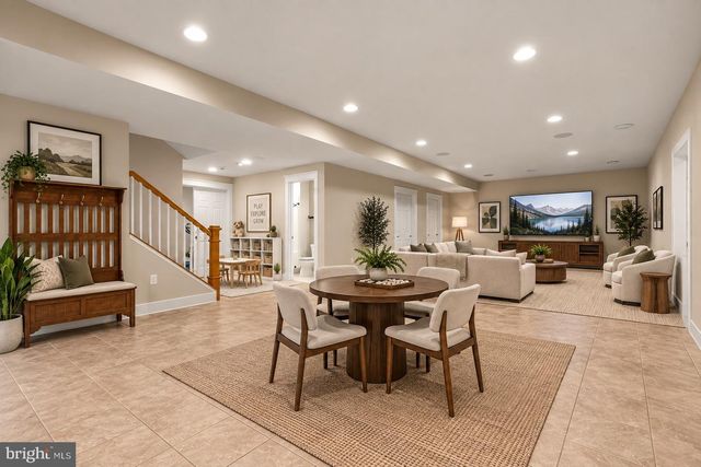 7602 VIRGINIA LN, Falls Church, VA 22043