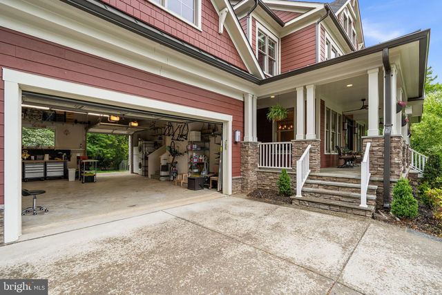 7602 VIRGINIA LN, Falls Church, VA 22043