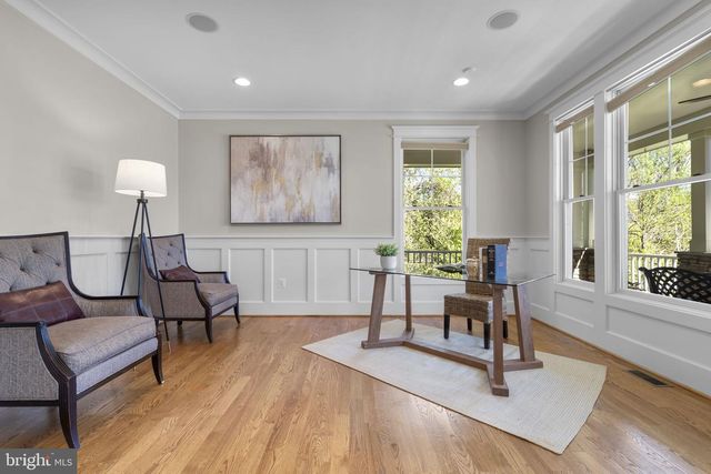 7602 VIRGINIA LN, Falls Church, VA 22043