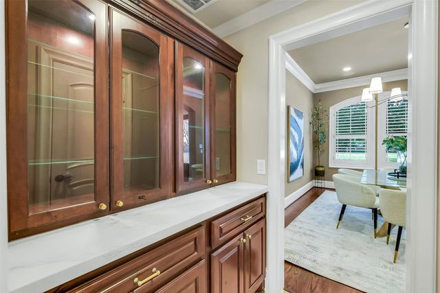 1113 Howard Lane, Bellaire, TX 77401