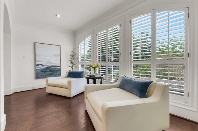 1113 Howard Lane, Bellaire, TX 77401