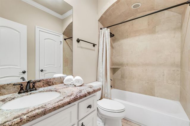 1113 Howard Lane, Bellaire, TX 77401