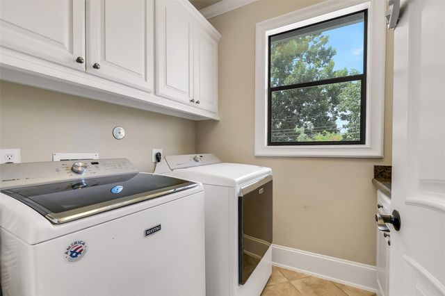 1113 Howard Lane, Bellaire, TX 77401