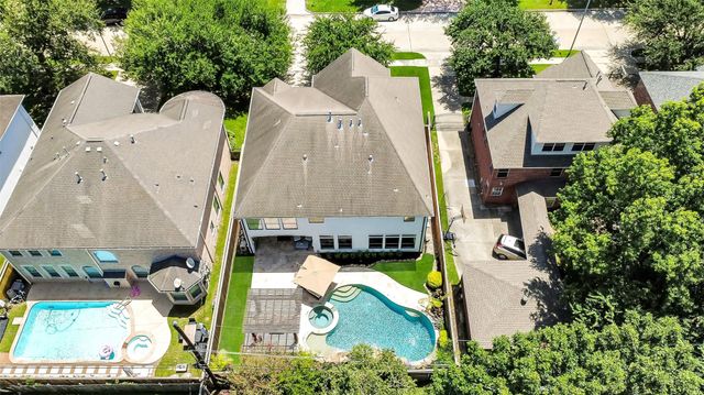 1113 Howard Lane, Bellaire, TX 77401
