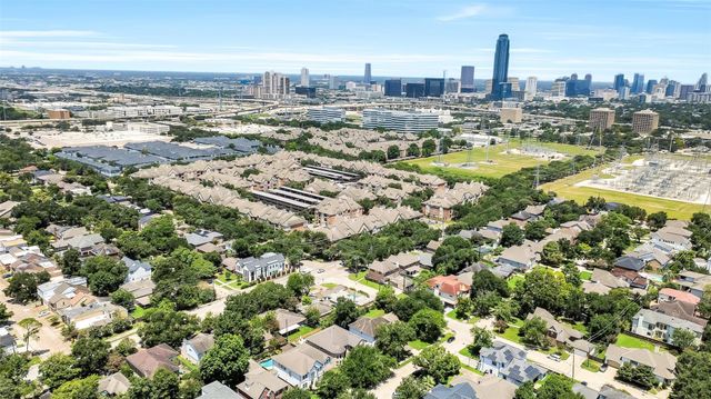 1113 Howard Lane, Bellaire, TX 77401