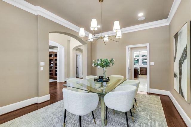 1113 Howard Lane, Bellaire, TX 77401