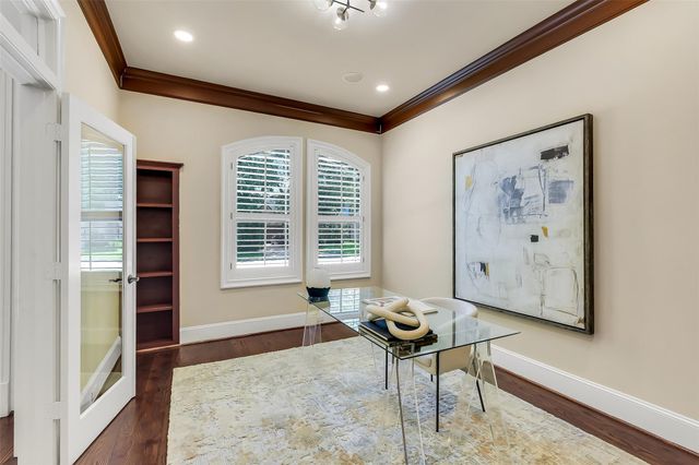 1113 Howard Lane, Bellaire, TX 77401