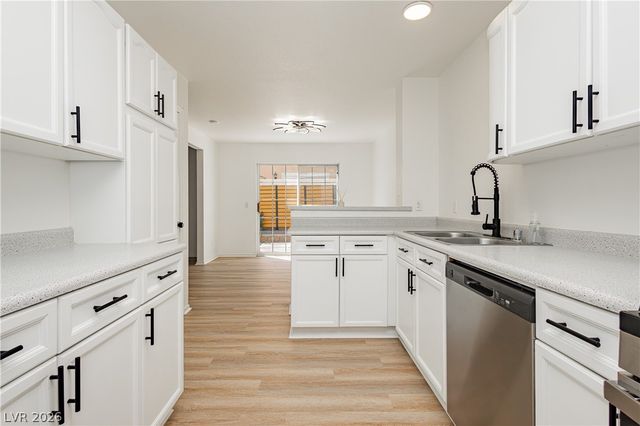 8436 Sewards Bluff Avenue, Las Vegas, NV 89129