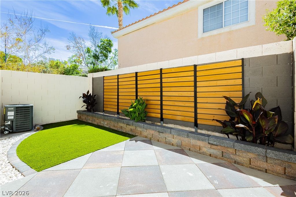 8436 Sewards Bluff Avenue, Las Vegas, NV 89129