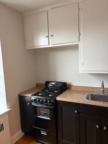 93 Strathmore Road 10, Boston, MA 02135