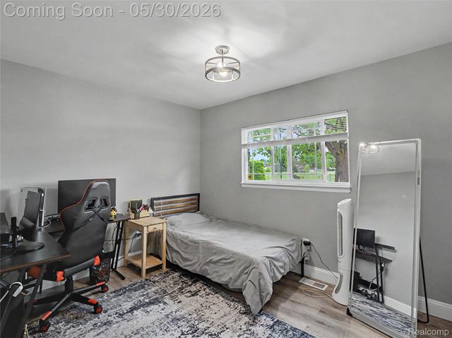2419 Fox Hill Drive, Sterling Heights, MI 48310