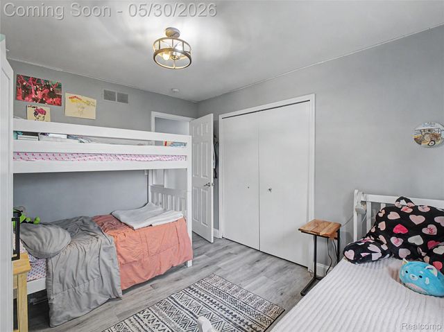 2419 Fox Hill Drive, Sterling Heights, MI 48310