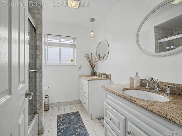 2419 Fox Hill Drive, Sterling Heights, MI 48310