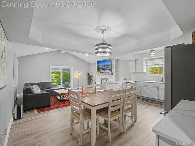 2419 Fox Hill Drive, Sterling Heights, MI 48310