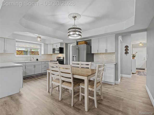 2419 Fox Hill Drive, Sterling Heights, MI 48310
