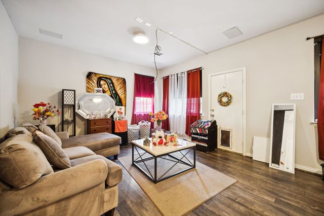 2564 Chambers Drive, Lewisville, TX 75067