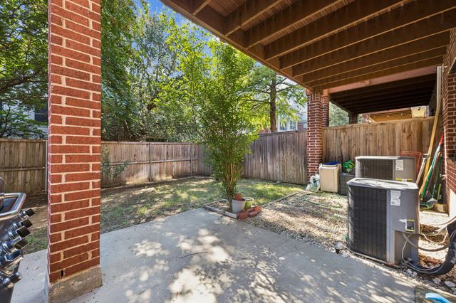 2564 Chambers Drive, Lewisville, TX 75067